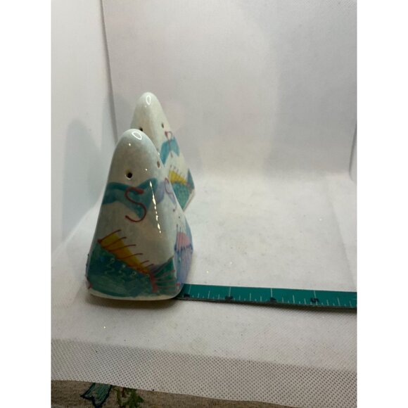 Vintage Handmade and Handpainted Studio Art Pottery Tropical Fish Salt Pepper & - Picture 2 of 7